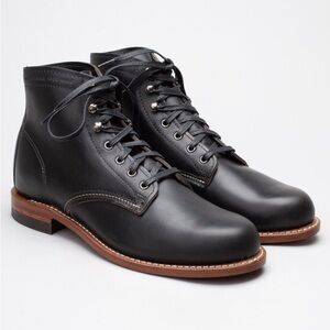 Wolverine 1000 mile boots black